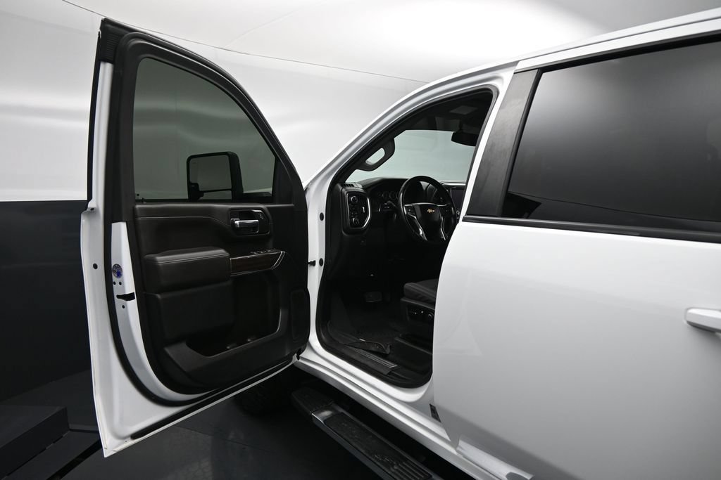 Used 2023 Chevrolet Silverado 2500 LT w/ Convenience Package AWD/4WD image 9