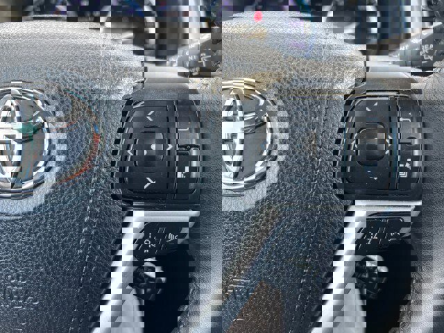 Used 2018 Toyota Highlander Limited image 16