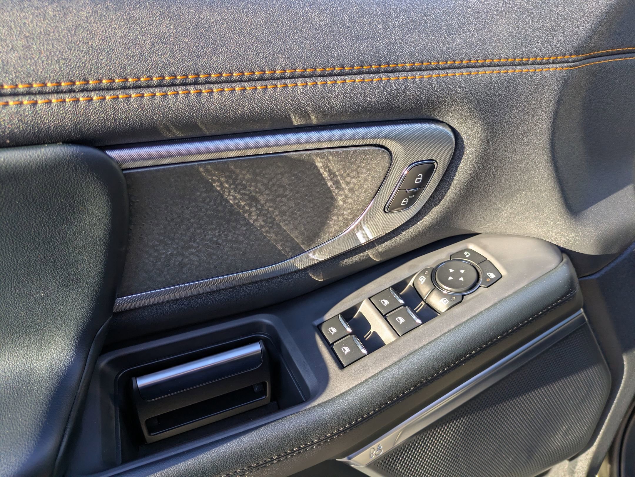 Certified 2025 Ford Expedition Tremor AWD/4WD image 16