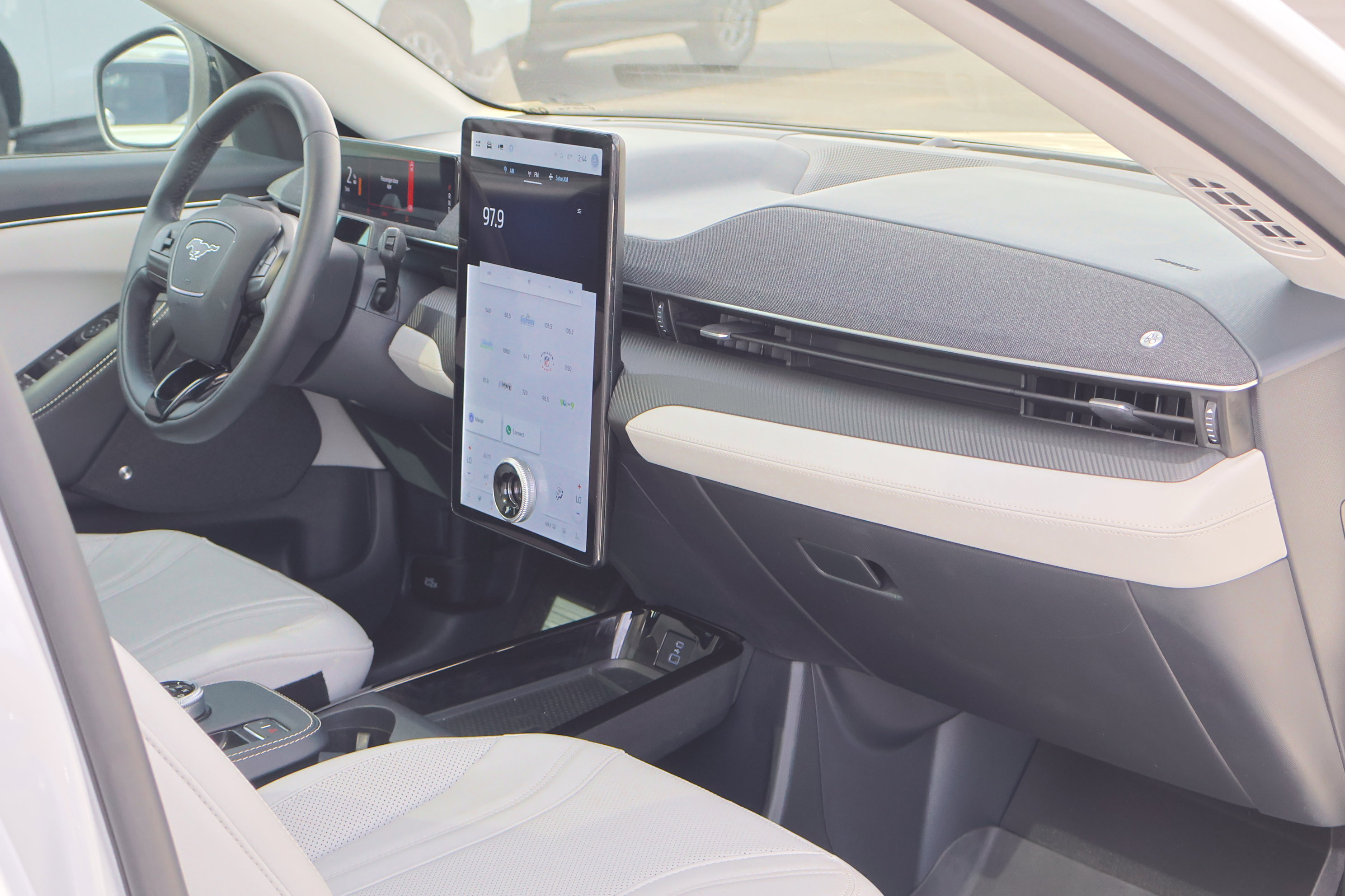 Certified 2024 Ford Mustang Mach-E Premium image 34