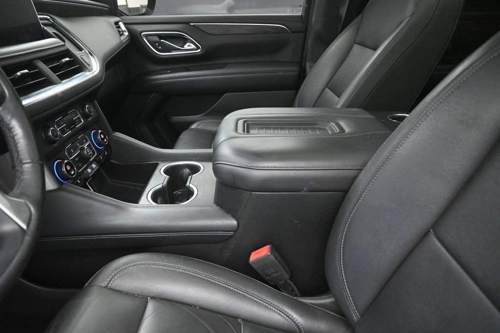 Used 2021 Chevrolet Tahoe LT w/ LT Signature Package RWD image 21