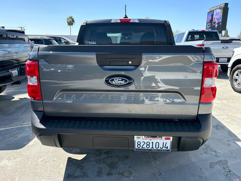 Certified 2025 Ford Maverick XL FWD image 5