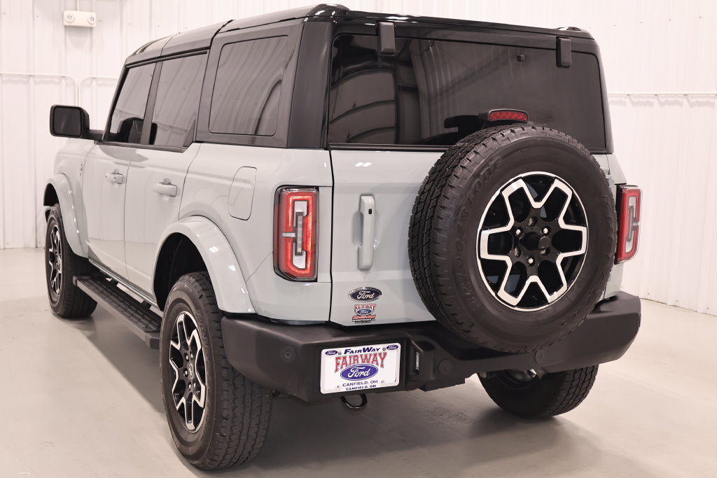 Certified 2024 Ford Bronco Outer Banks AWD/4WD image 8