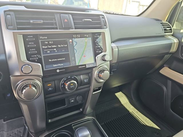 Used 2023 Toyota 4Runner SR5 Premium w/ Moonroof Package RWD image 23