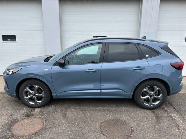 Certified 2024 Ford Escape ST-Line w/ Tech Pack #1 FWD image 3
