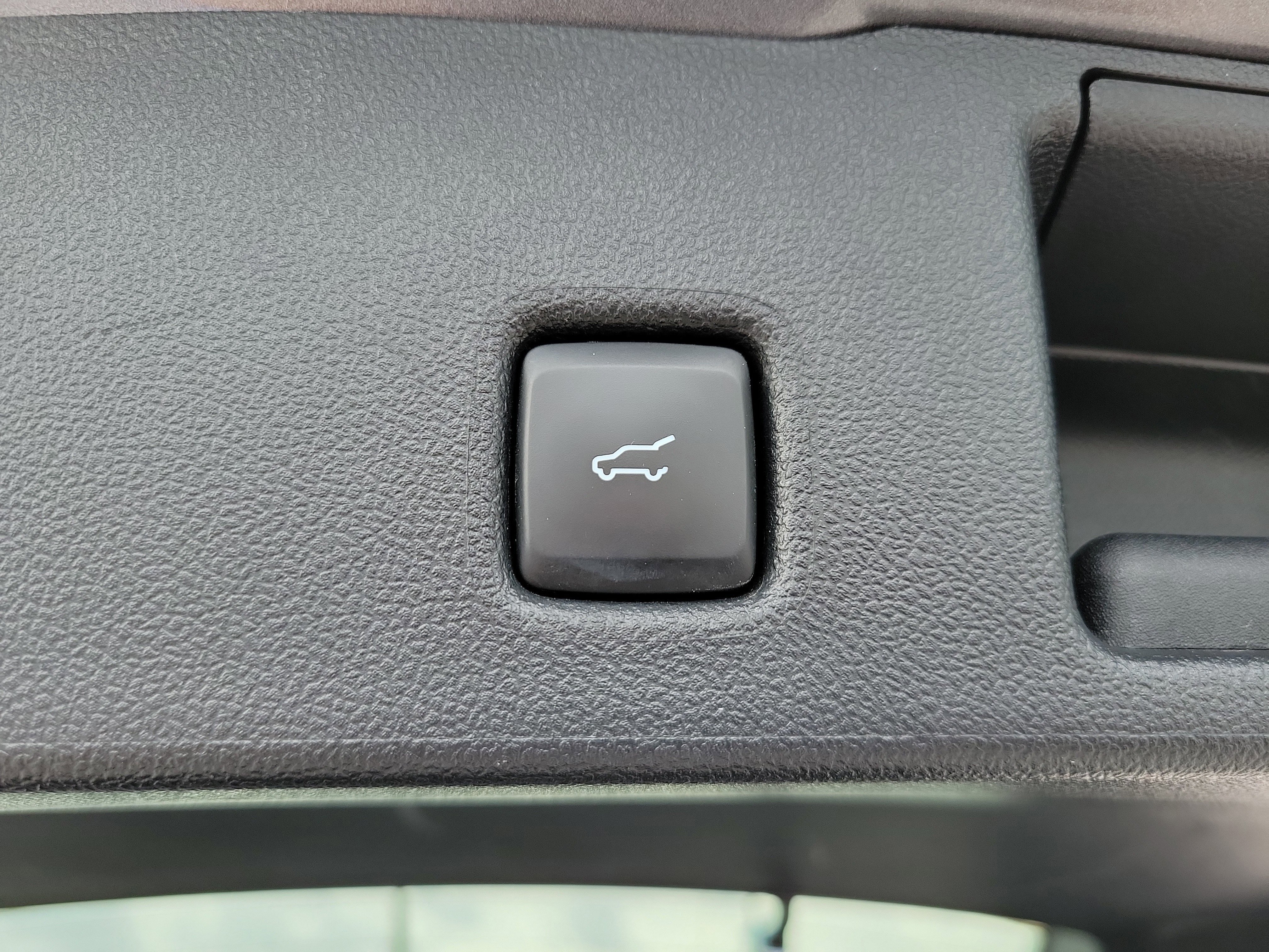 Certified 2024 Ford Escape Active w/ Tech Pack #1 image 12