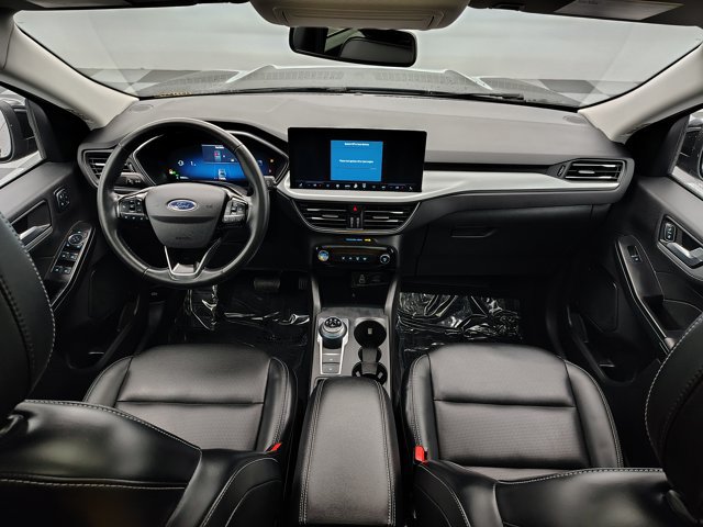 Certified 2025 Ford Escape Platinum AWD/4WD image 33