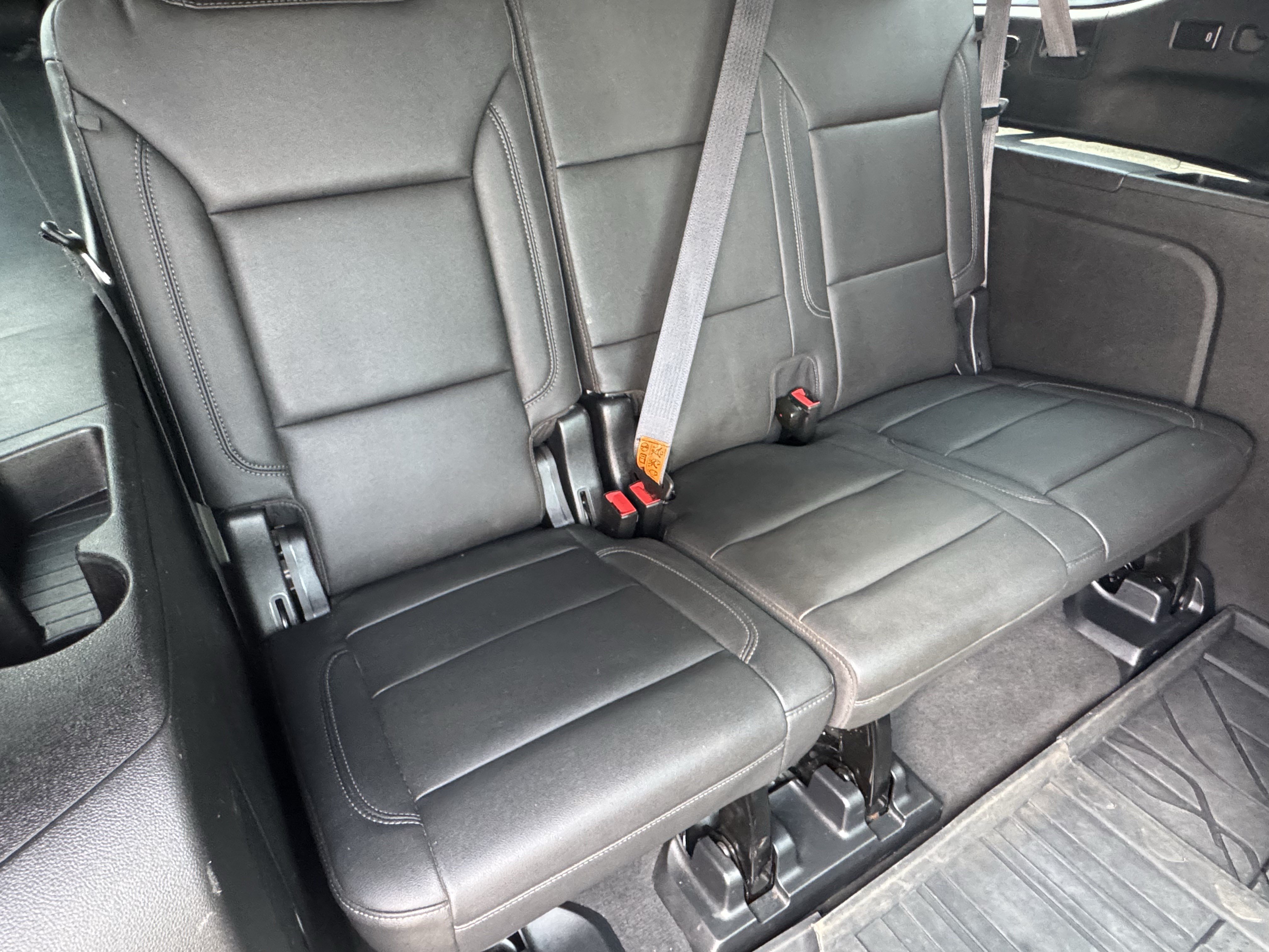 Used 2023 Chevrolet Suburban Z71 w/ Off-Road Capability Package AWD/4WD image 20