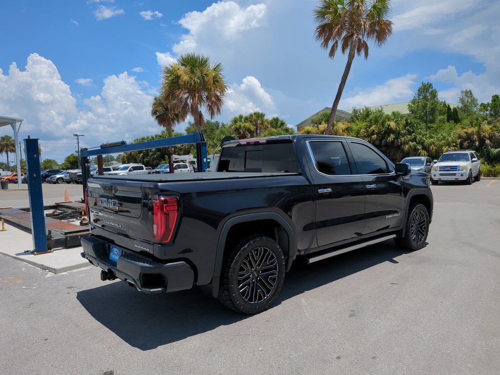 Used 2022 GMC Sierra 1500 Denali Ultimate AWD/4WD image 7