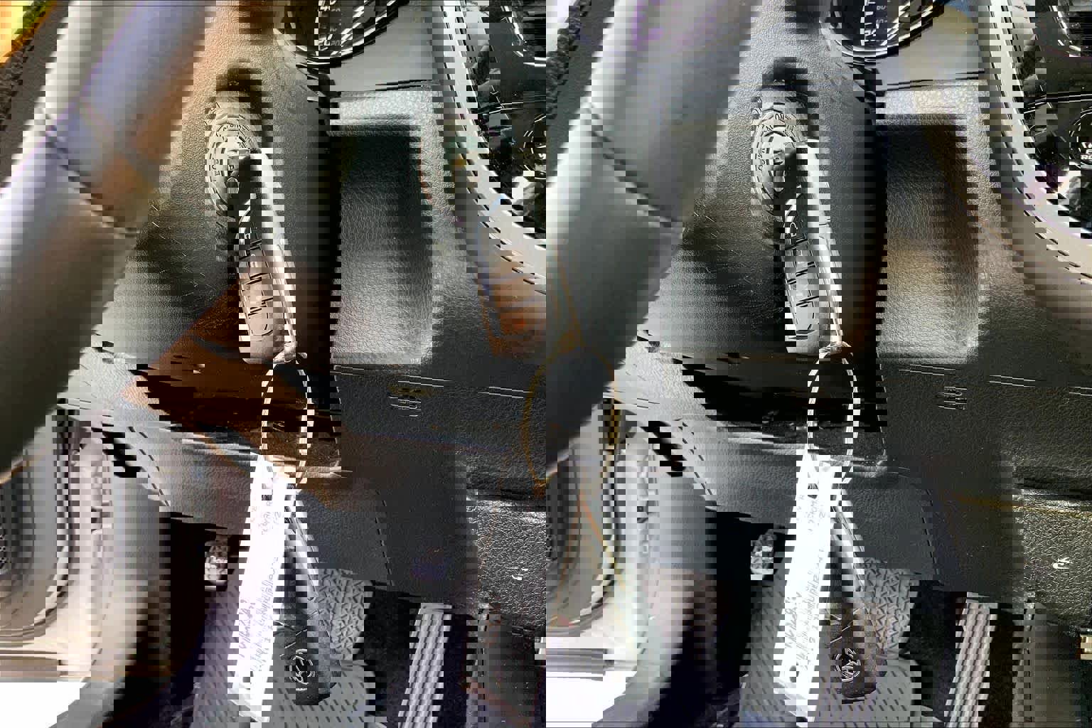 Used 2022 Toyota Camry SE image 12