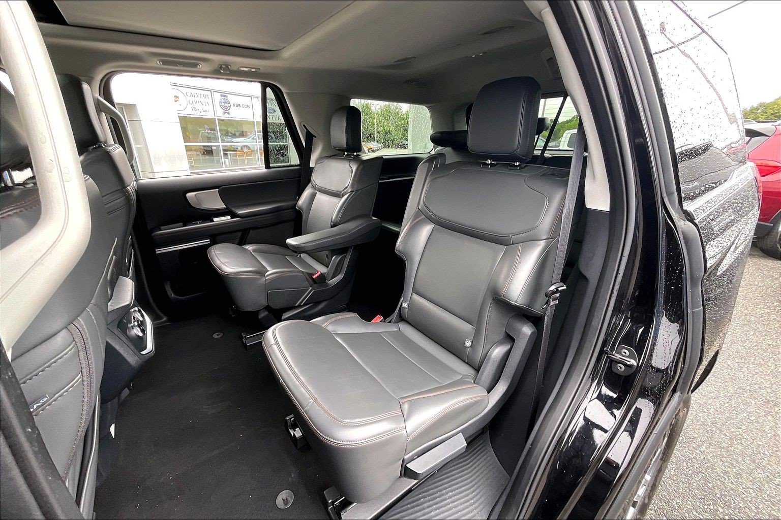 Certified 2025 Ford Expedition Active RWD image 25
