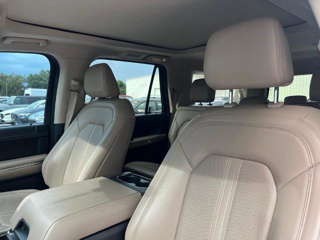 Certified 2022 Ford Expedition Max Limited AWD/4WD image 10