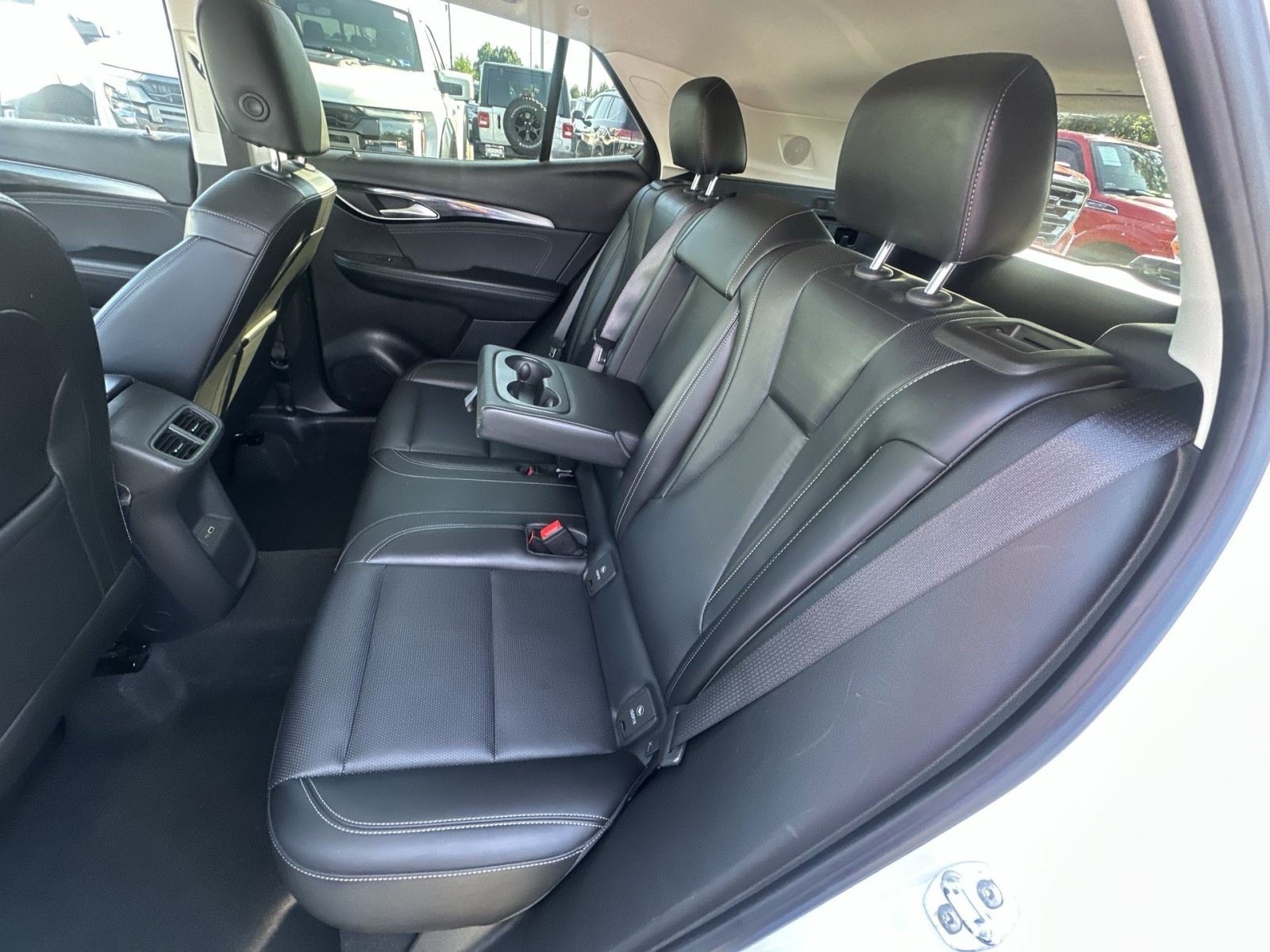 Used 2024 Buick Envision Preferred AWD/4WD image 31