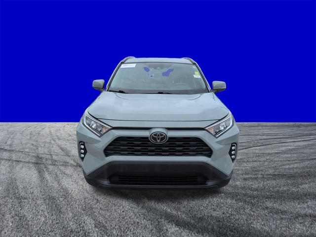 Used 2019 Toyota RAV4 XLE Premium w/ Cold Weather Package FWD image 9