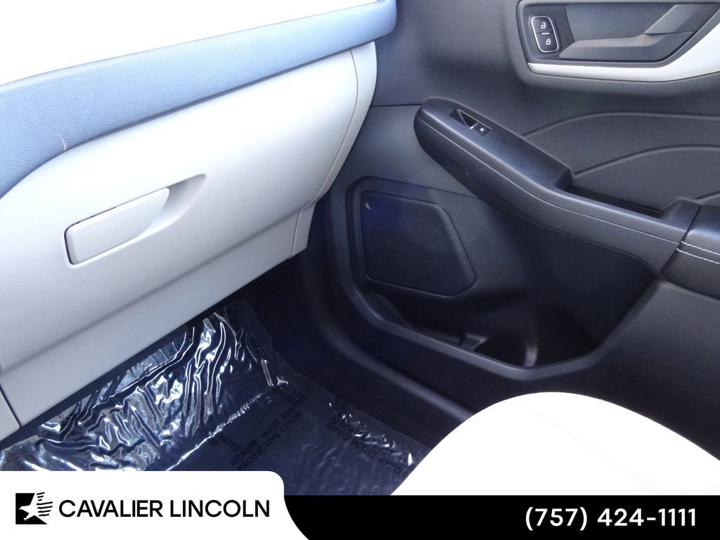 Certified 2022 Ford Escape SE AWD/4WD image 36