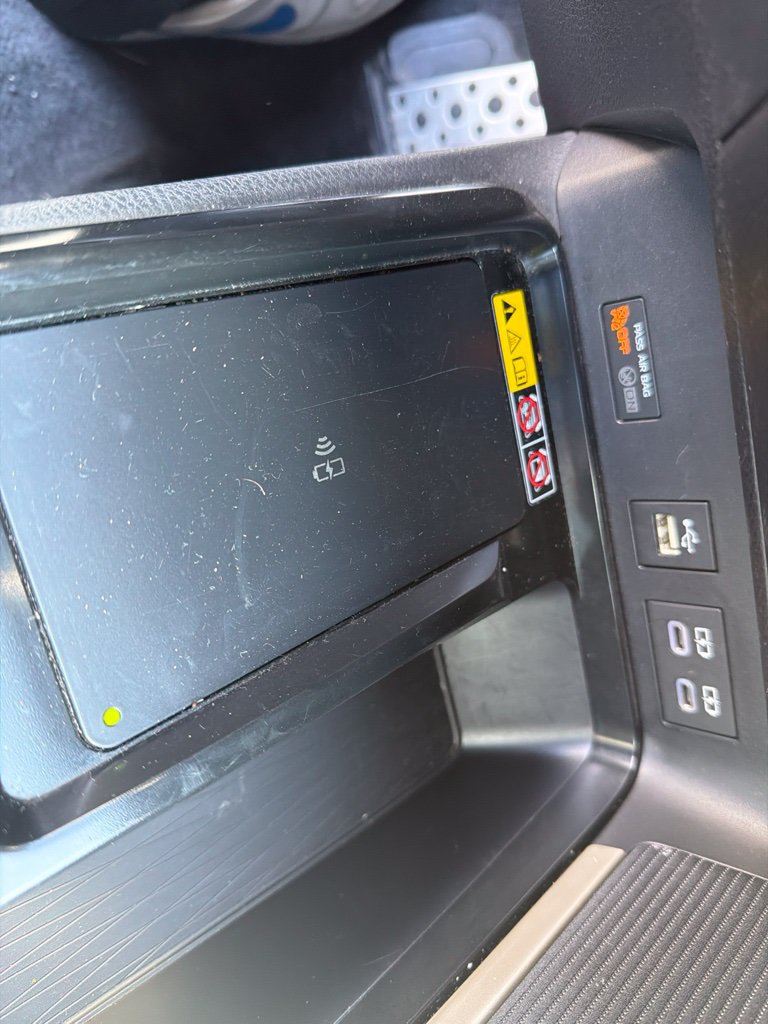 Used 2025 Toyota Camry SE FWD image 26