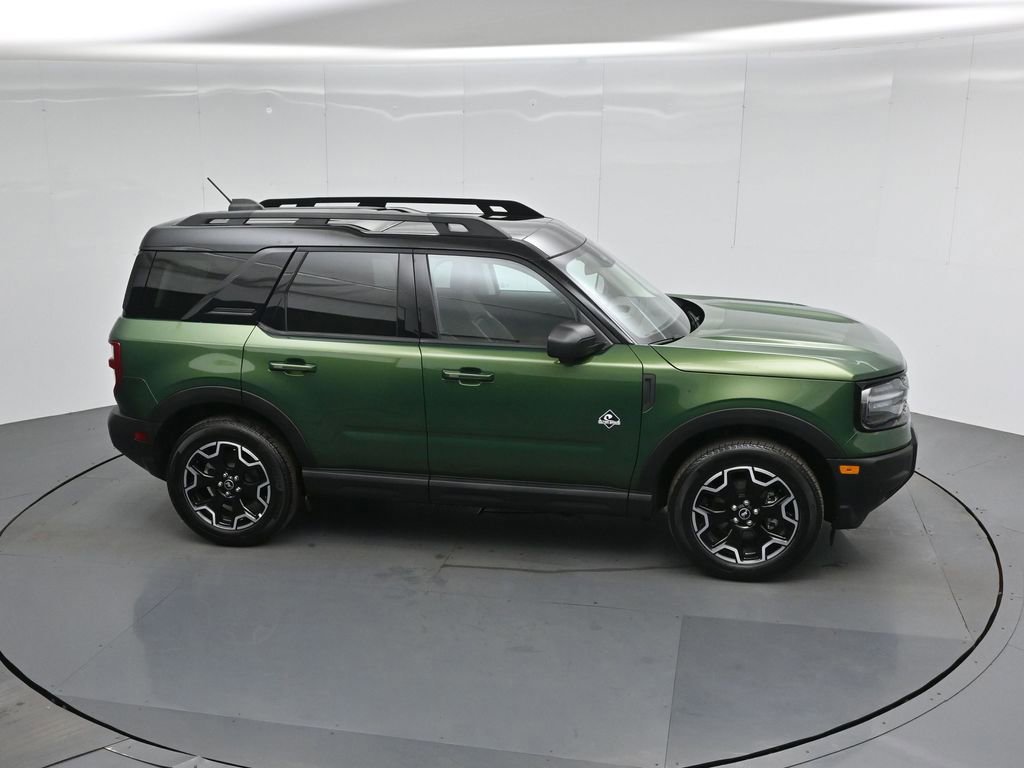 Certified 2025 Ford Bronco Sport Outer Banks w/ Outer Banks Tech Package+ image 11