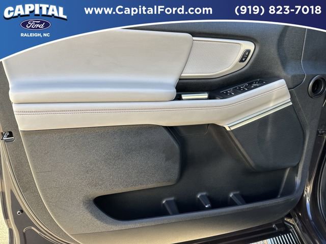 Certified 2025 Ford Expedition Max Active image 19