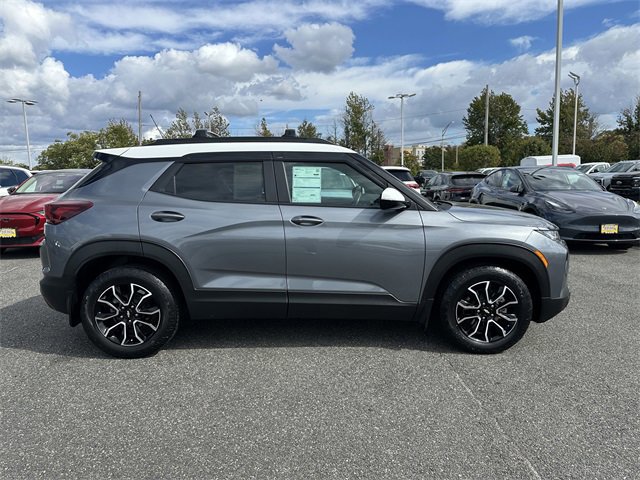 Used 2022 Chevrolet TrailBlazer ACTIV w/ Sun and Liftgate Package image 6