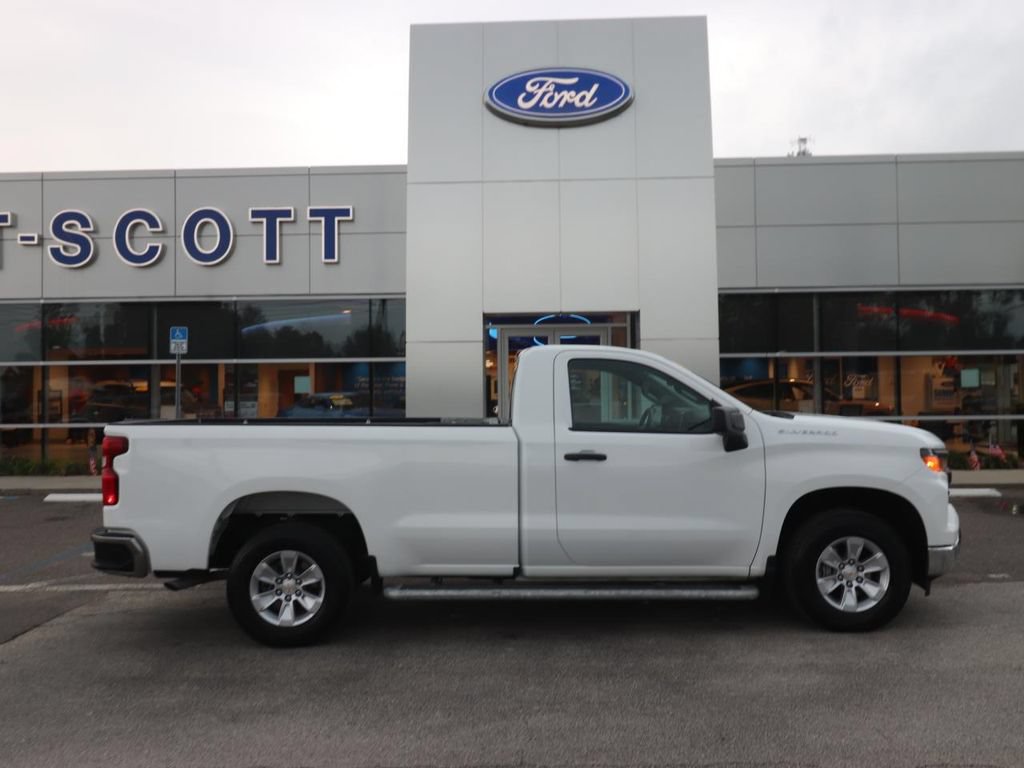 Used 2025 Chevrolet Silverado 1500 W/T RWD image 15