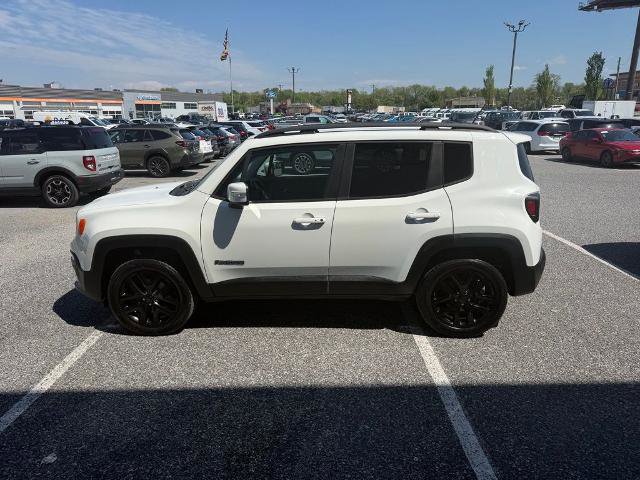 Used 2017 Jeep Renegade Altitude AWD/4WD image 2