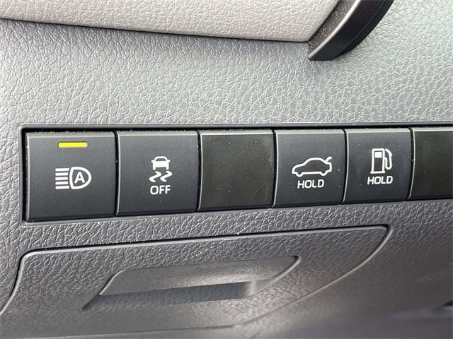 Used 2024 Toyota Camry LE image 30