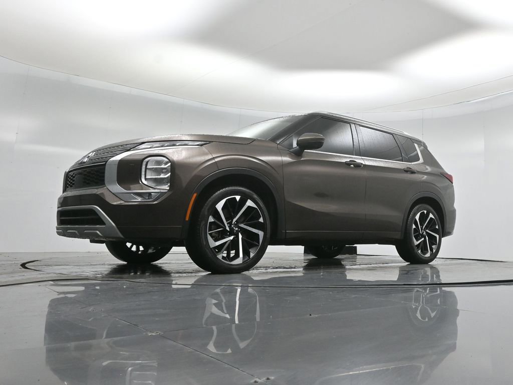 Used 2022 Mitsubishi Outlander SEL image 27