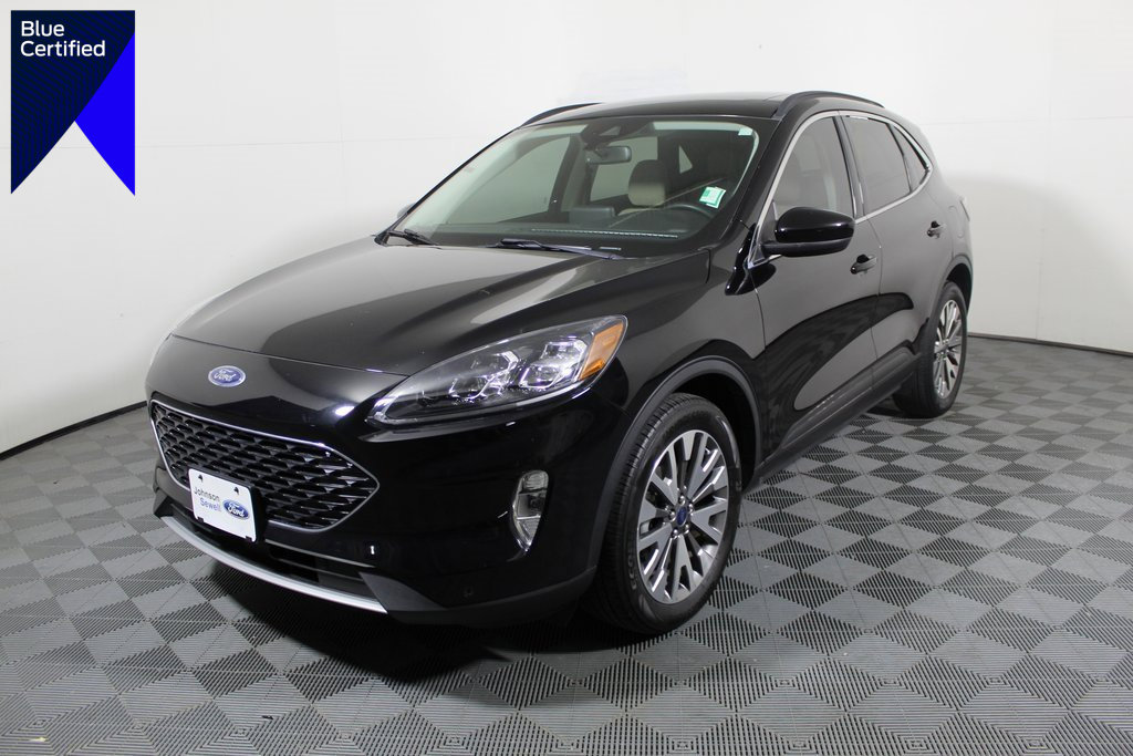 Certified 2022 Ford Escape Titanium w/ Class II Trailer Tow Package