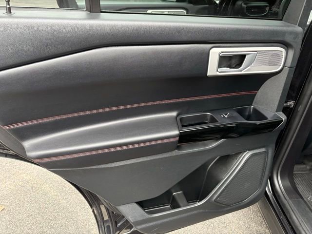 Certified 2023 Ford Explorer ST-Line w/ Class IV Trailer Tow Package image 32