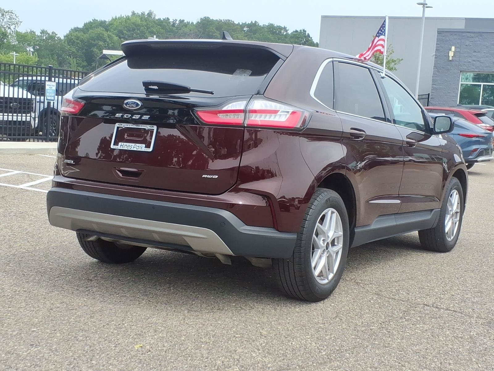 Certified 2023 Ford Edge SEL w/ Convenience Package AWD/4WD image 7