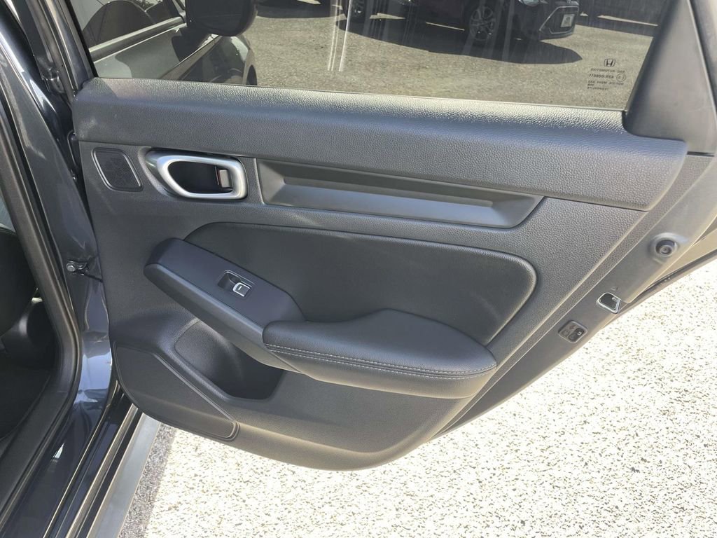 Used 2023 Honda Civic EX-L image 21