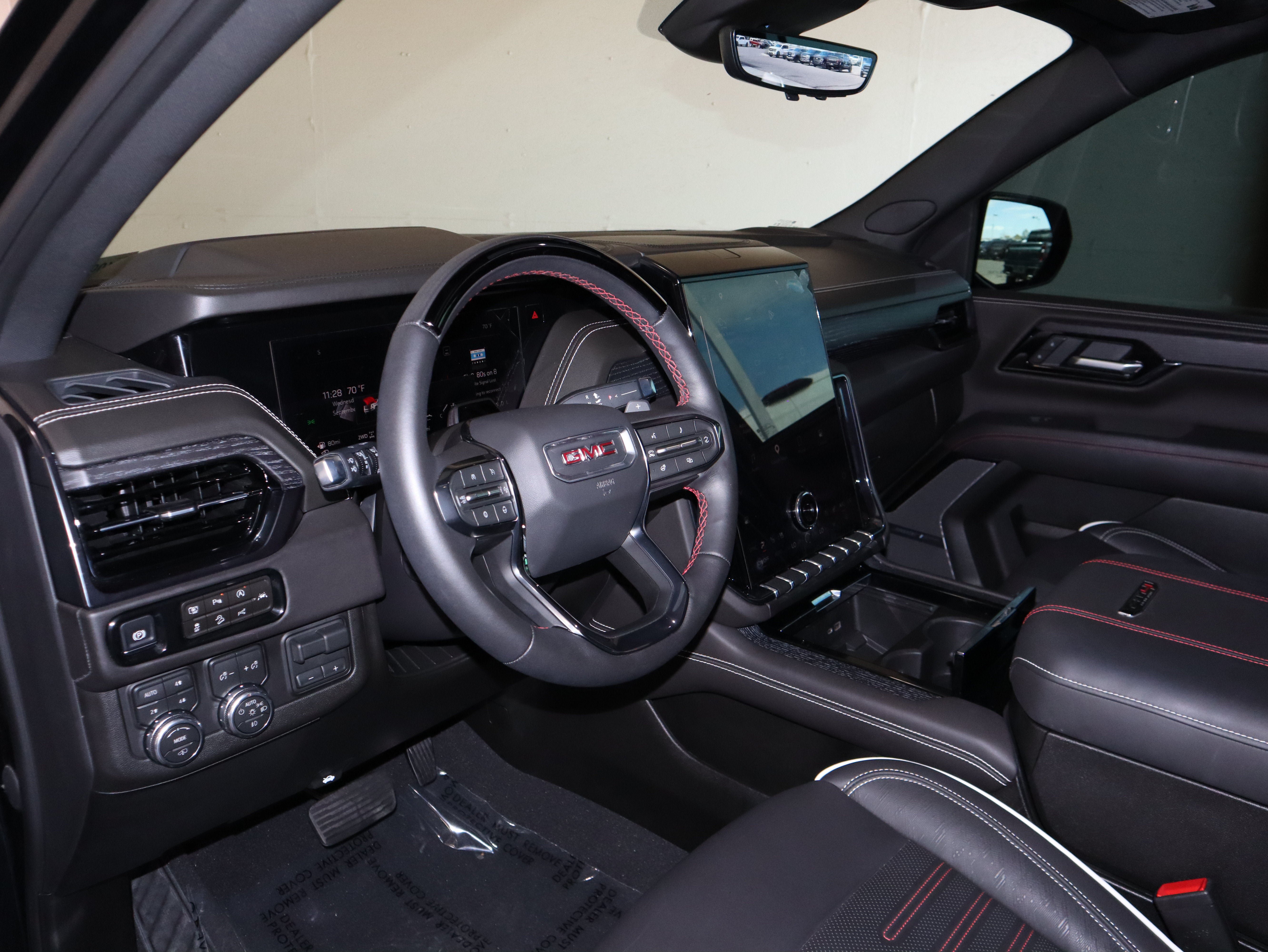 Used 2026 GMC Yukon AT4 Ultimate AWD/4WD image 21