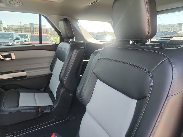 Certified 2023 Ford Explorer XLT AWD/4WD image 25
