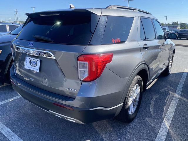 Certified 2023 Ford Explorer XLT w/ Equipment Group 202A AWD/4WD image 7