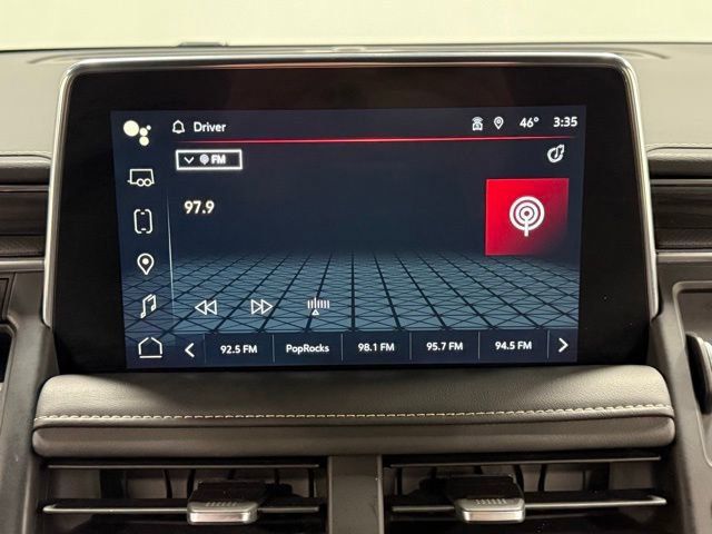 Used 2023 GMC Yukon XL SLT w/ SLT Luxury Package image 25