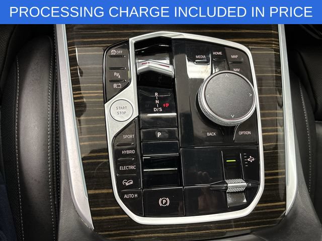 Used 2025 BMW X5 xDrive50e AWD/4WD image 12