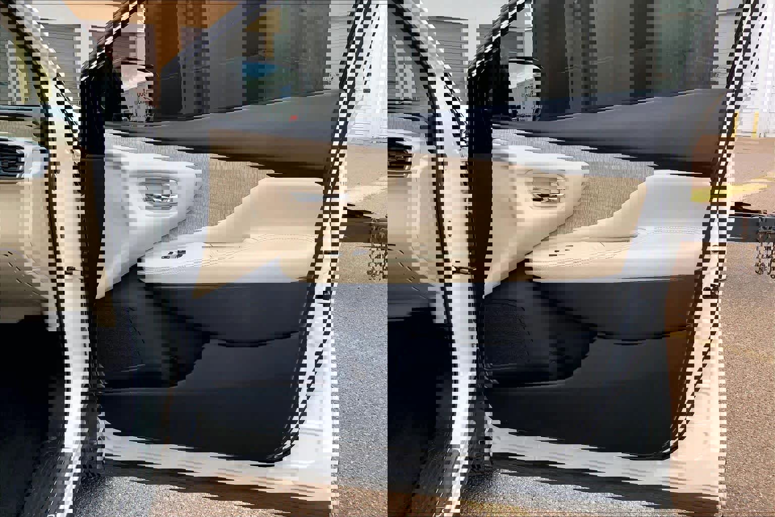 Used 2023 Nissan Murano SL w/ SL Moonroof Package image 23