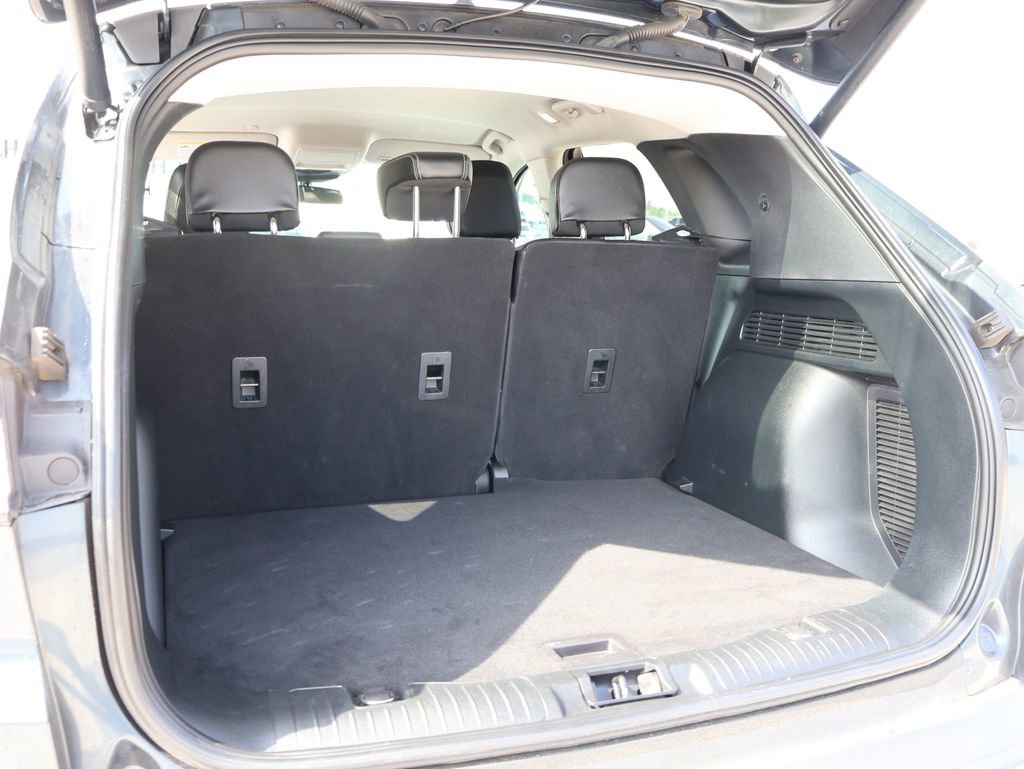 Certified 2022 Ford Escape SEL FWD image 15