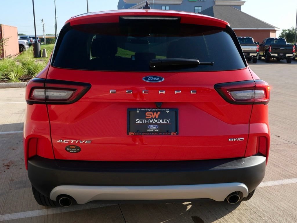 Certified 2024 Ford Escape Active AWD/4WD image 5