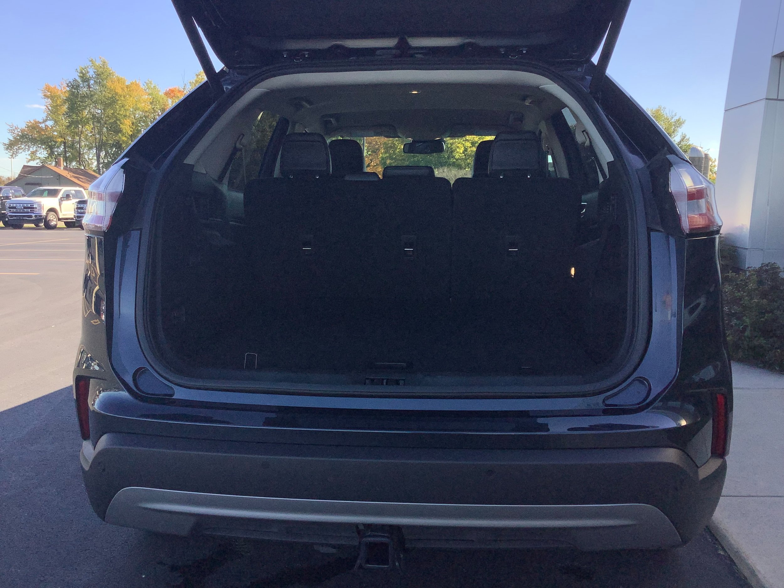 Certified 2023 Ford Edge SEL w/ Convenience Package AWD/4WD image 6