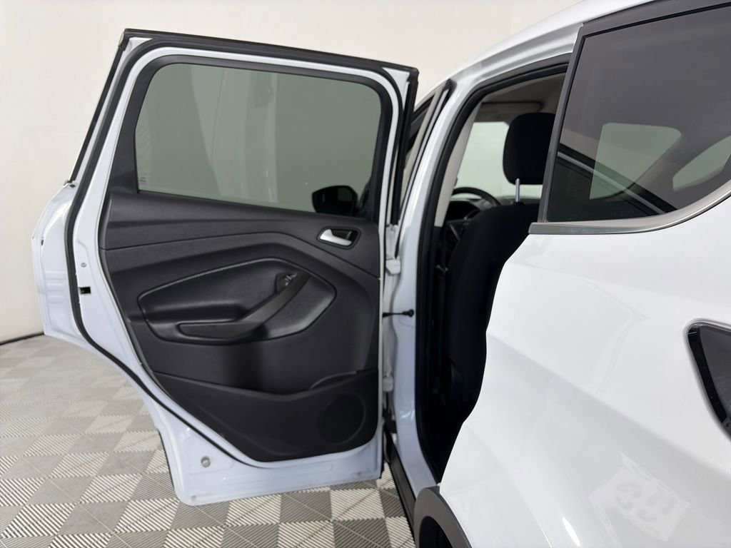 Certified 2019 Ford Escape SE image 12