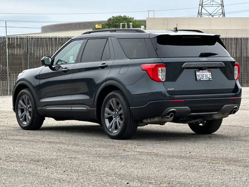 Certified 2023 Ford Explorer XLT w/ Equipment Group 202A RWD image 5