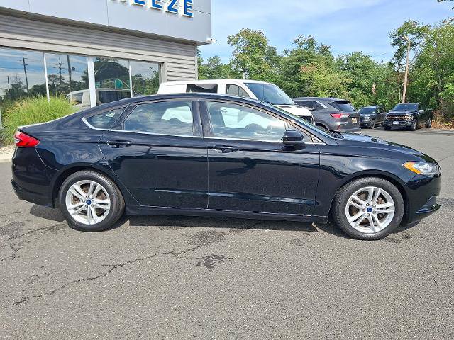 Certified 2018 Ford Fusion SE FWD image 7