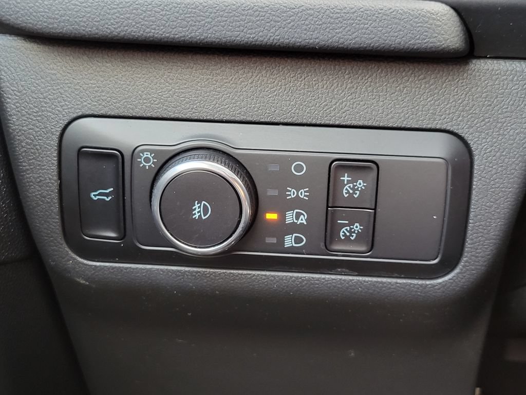 Certified 2023 Ford Escape ST-Line Select w/ Tech Pack #2 AWD/4WD image 14
