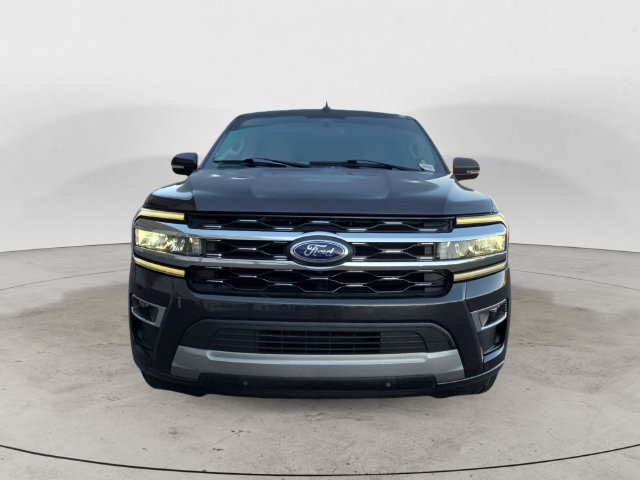 Certified 2024 Ford Expedition Limited RWD image 2
