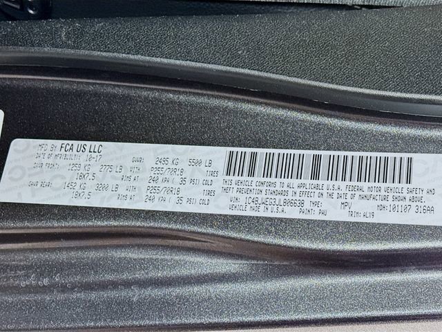 Used 2018 Jeep Wrangler Unlimited Sahara w/ Connectivity Group image 29