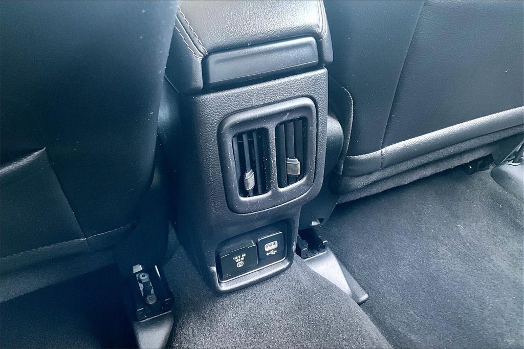 Used 2019 Jeep Compass Limited image 33