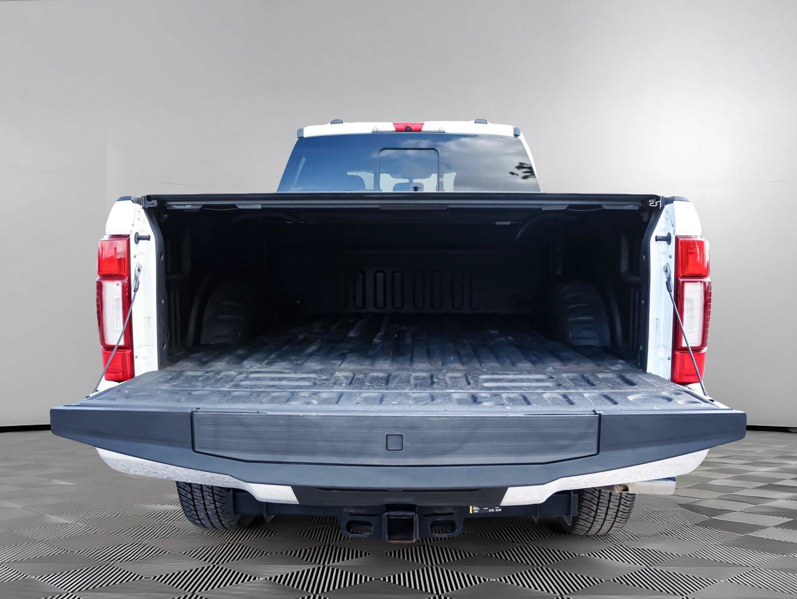 Certified 2021 Ford F250 King Ranch w/ King Ranch Ultimate Package AWD/4WD image 29