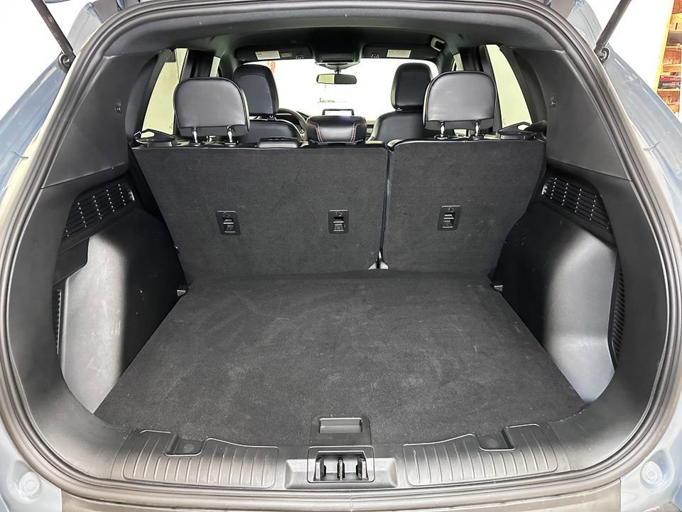 Certified 2025 Ford Escape ST-Line image 18