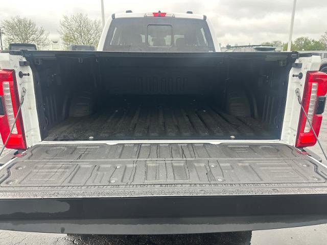 Certified 2023 Ford F250 Lariat w/ Black Appearance Package AWD/4WD image 32